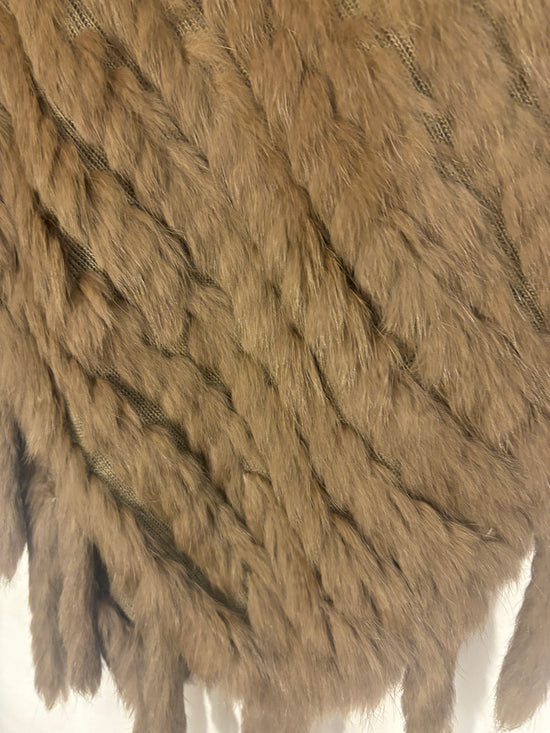 Poncho Fourrure de Lapin caramel – taille unique – seconde main femme – photo 2