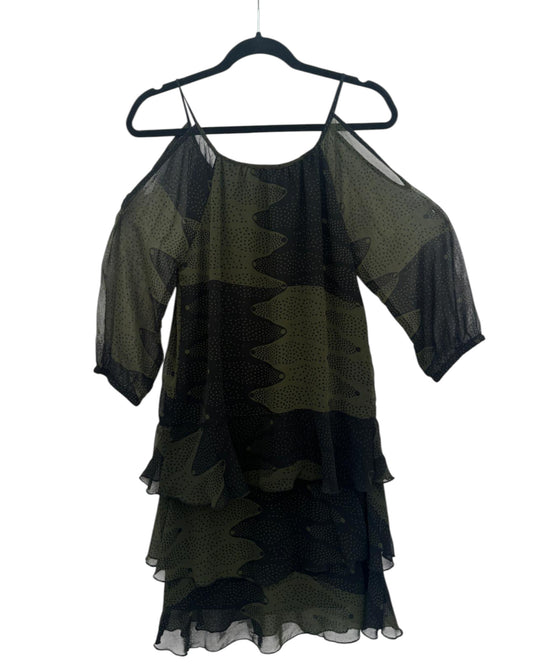 Robe épaule dénudée marque Blanche porte