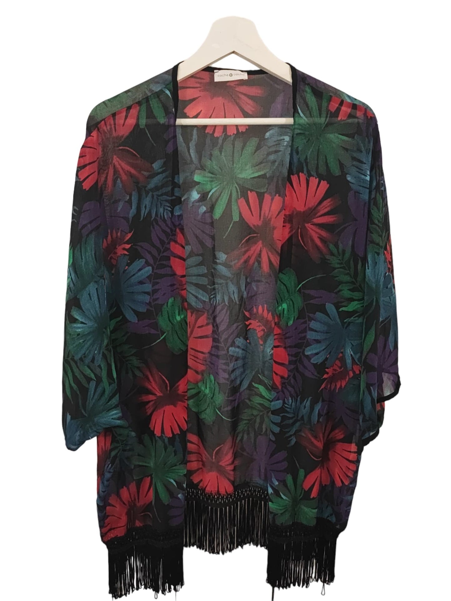 Pancho  fleurie  Cache cache