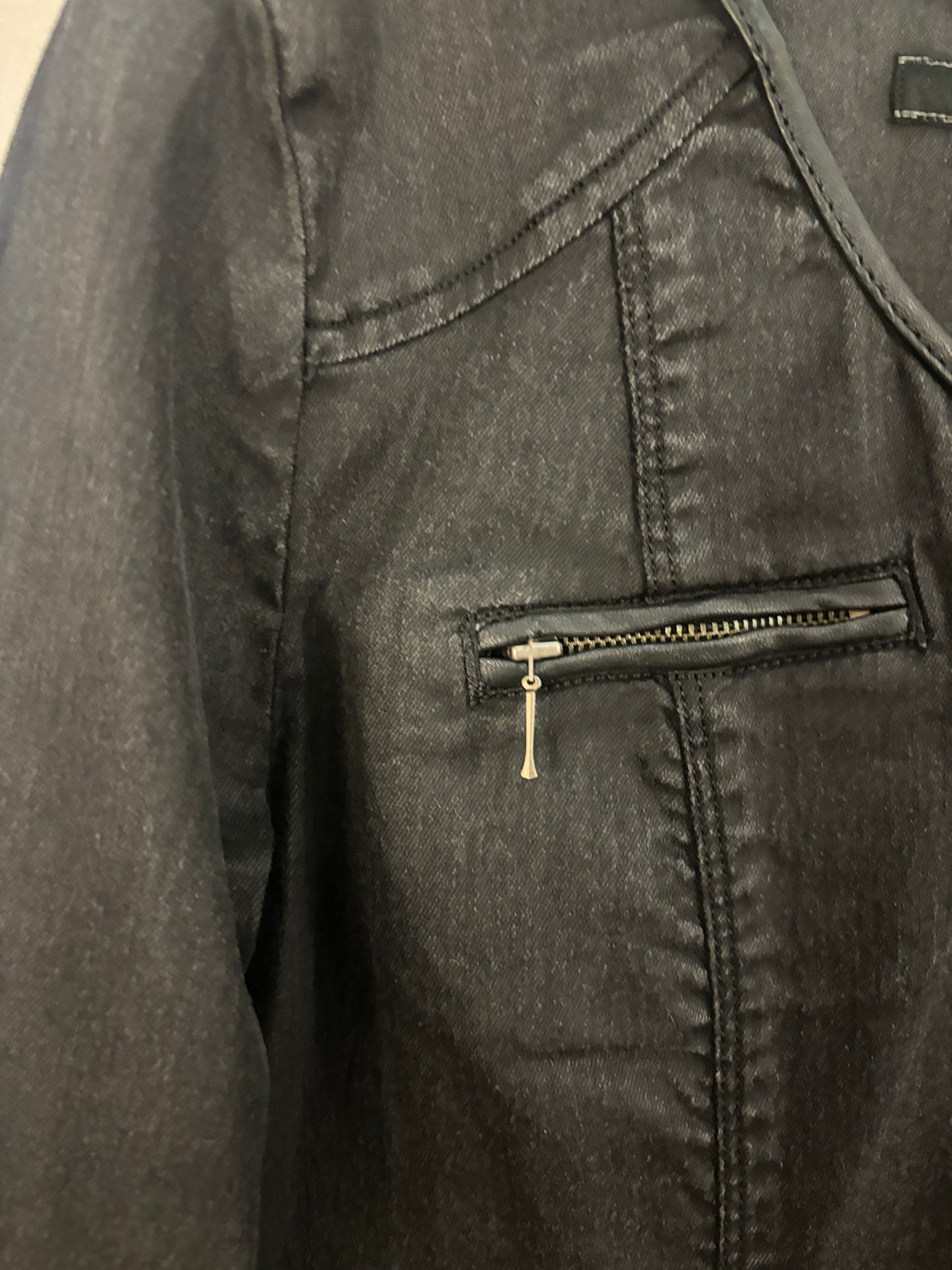 Robe Guess - Allure Iconique