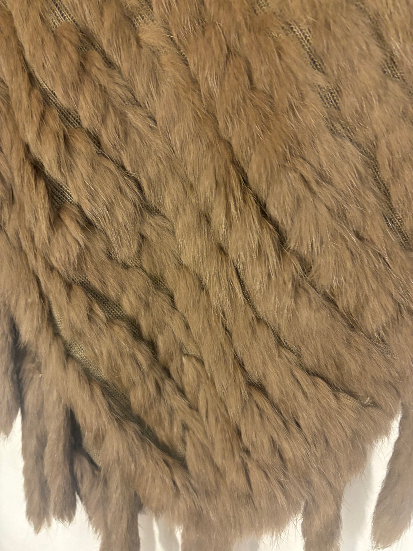 Poncho Fourrure de Lapin - Le Luxe Tout Doux