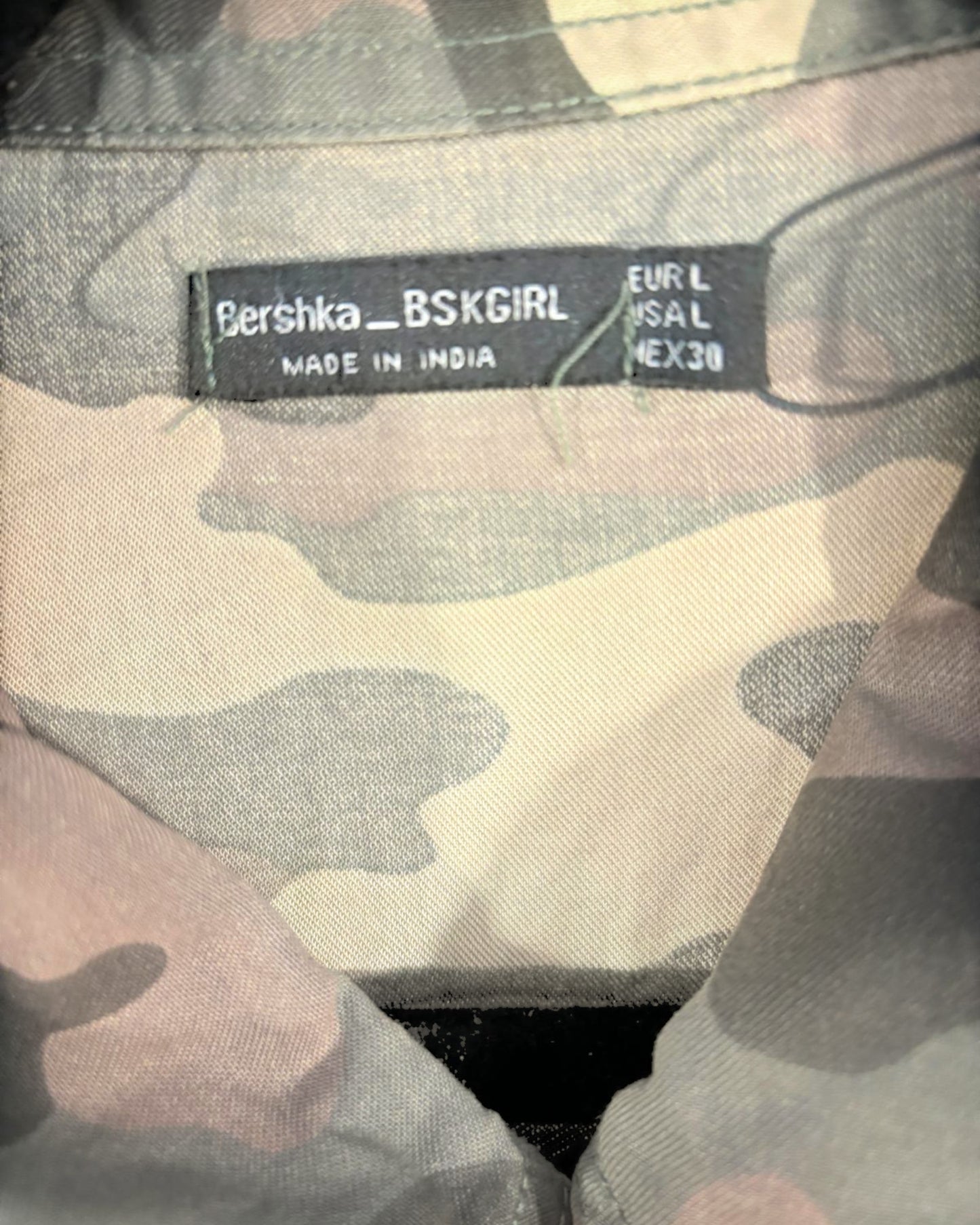 Haut militaire marque Bershka