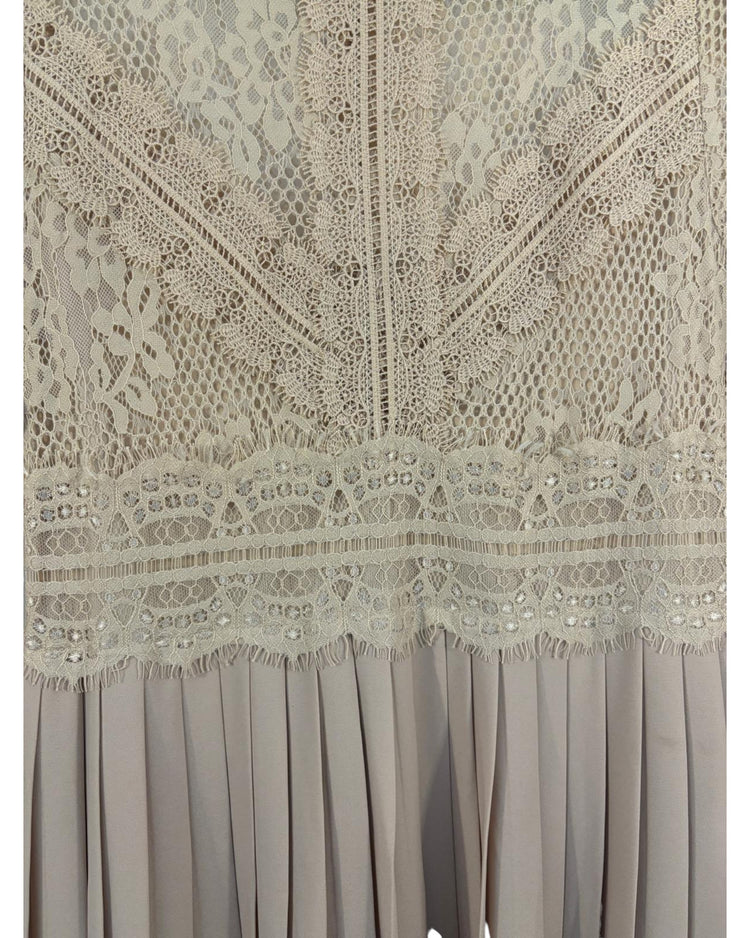 Robe dentelle zara beige – taille M – seconde main femme – photo 2