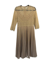 Robe dentelle zara beige – taille M – seconde main femme – photo 3
