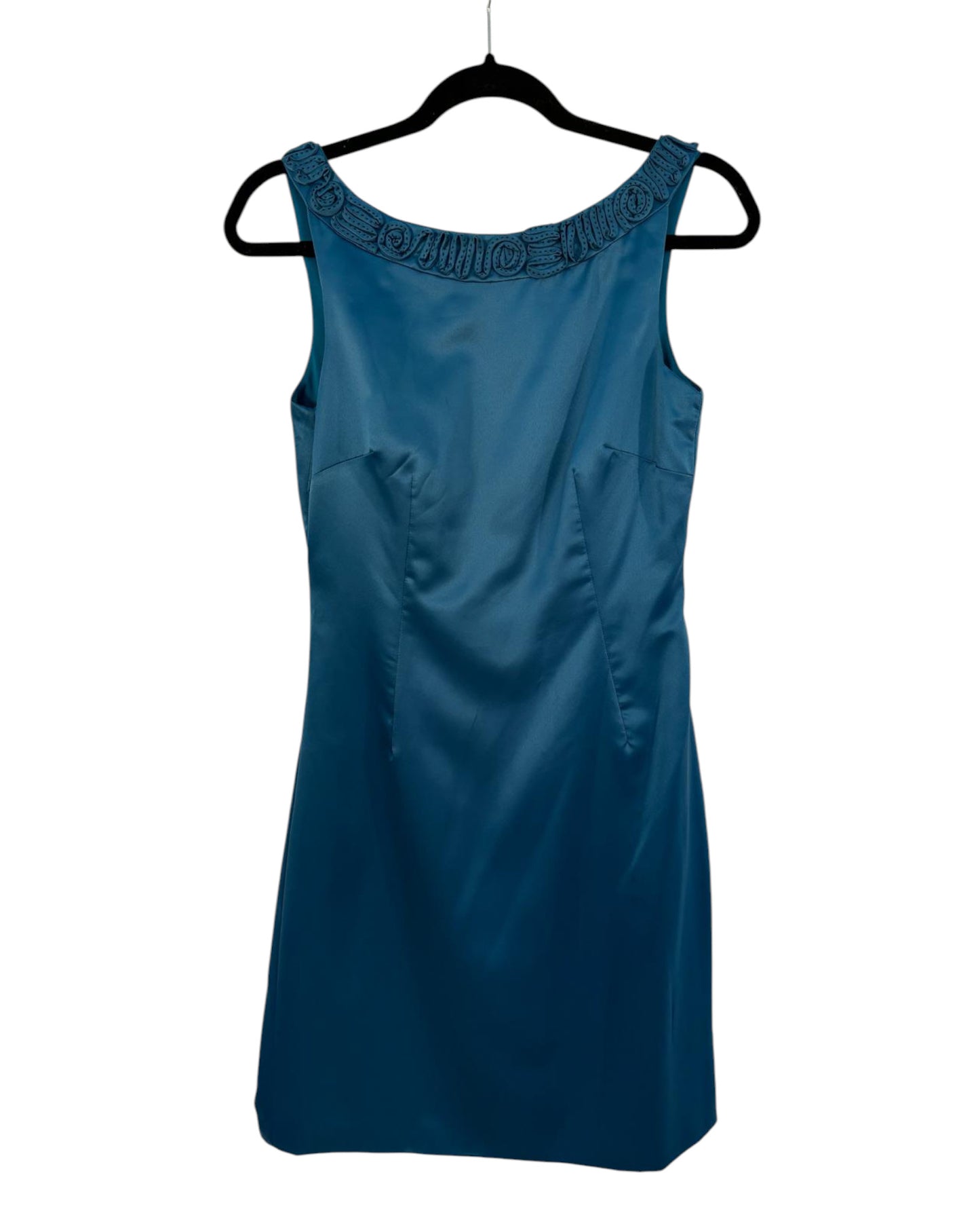 Robe satinée bleue marque Manoukian