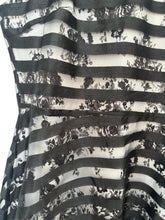 Robe soirée Monasque noir et rayée – taille M/S – seconde main femme – photo 4