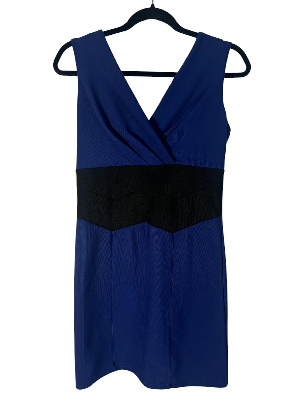 Robe dos nu  marque Sandra