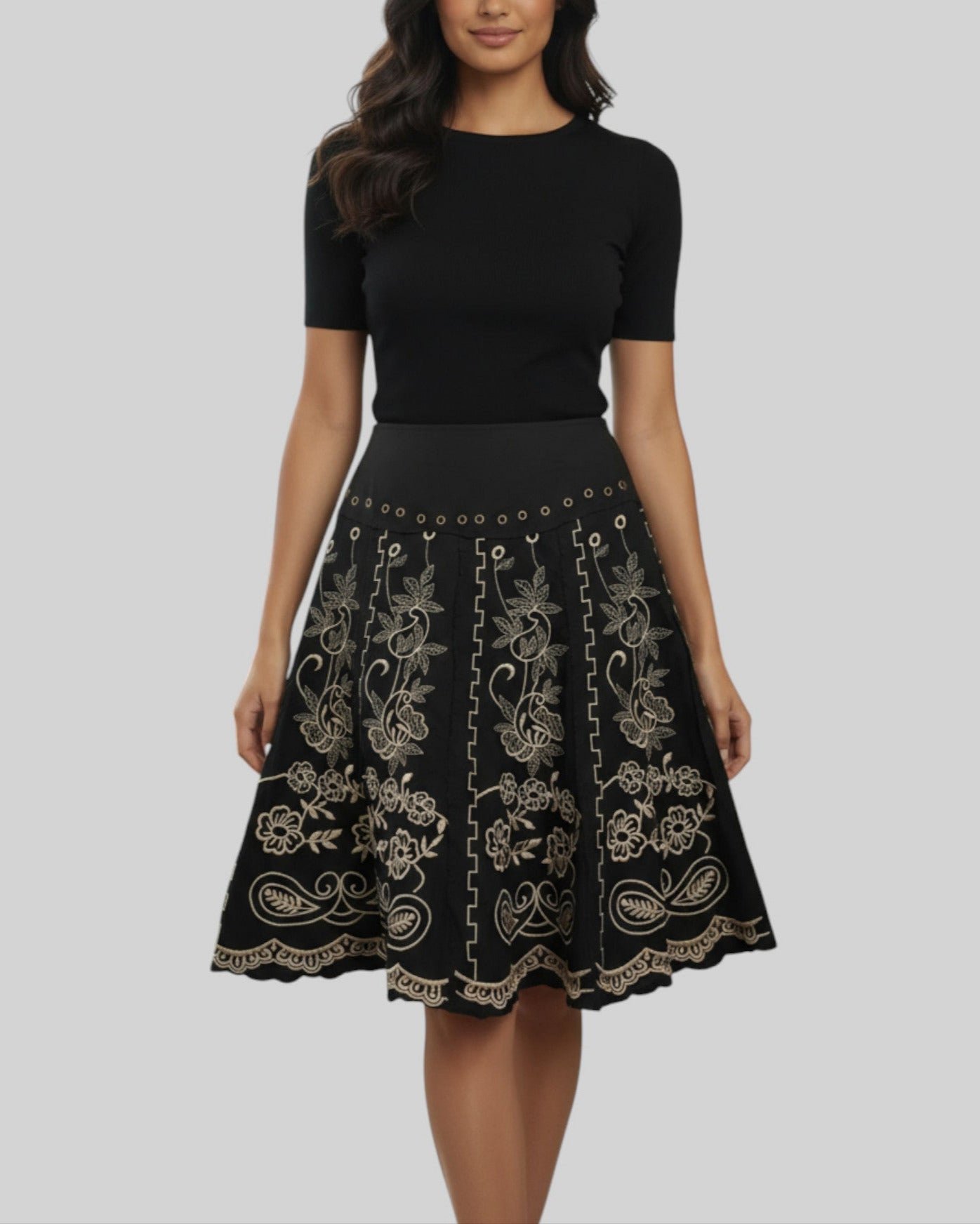 Jupe demi-longue brodée