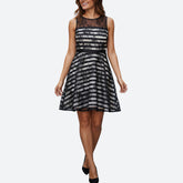 Robe soirée Monasque noir et rayée – taille M/S – seconde main femme